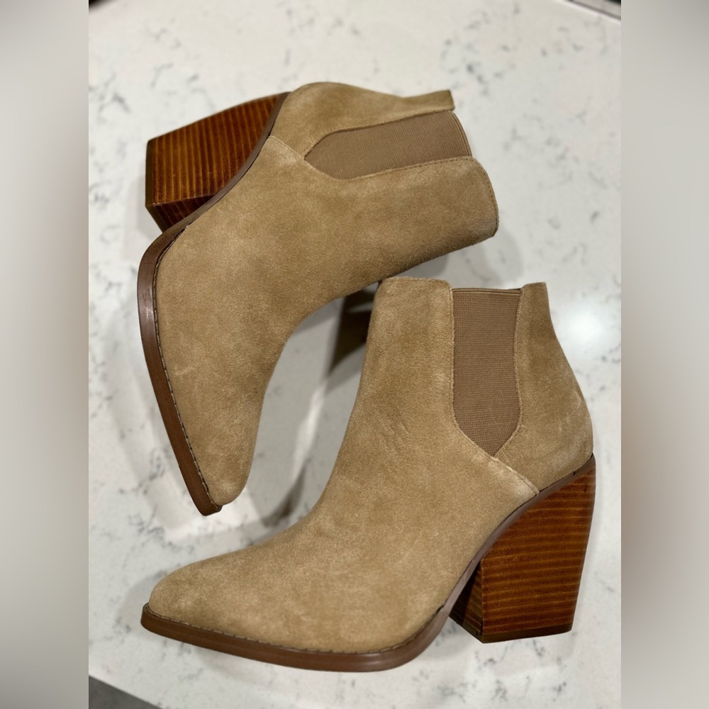 BP Lex Suede Boots Size 10